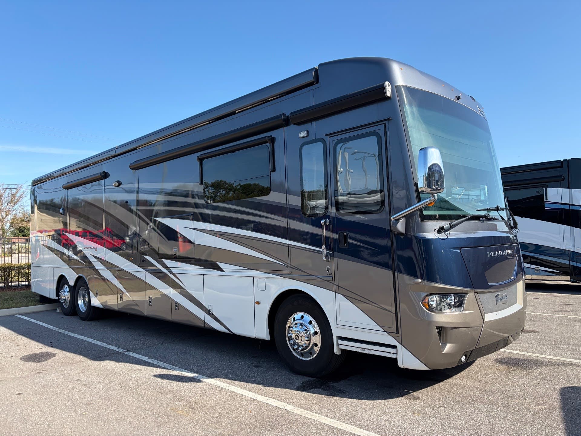 2021 Newmar Ventana 4369