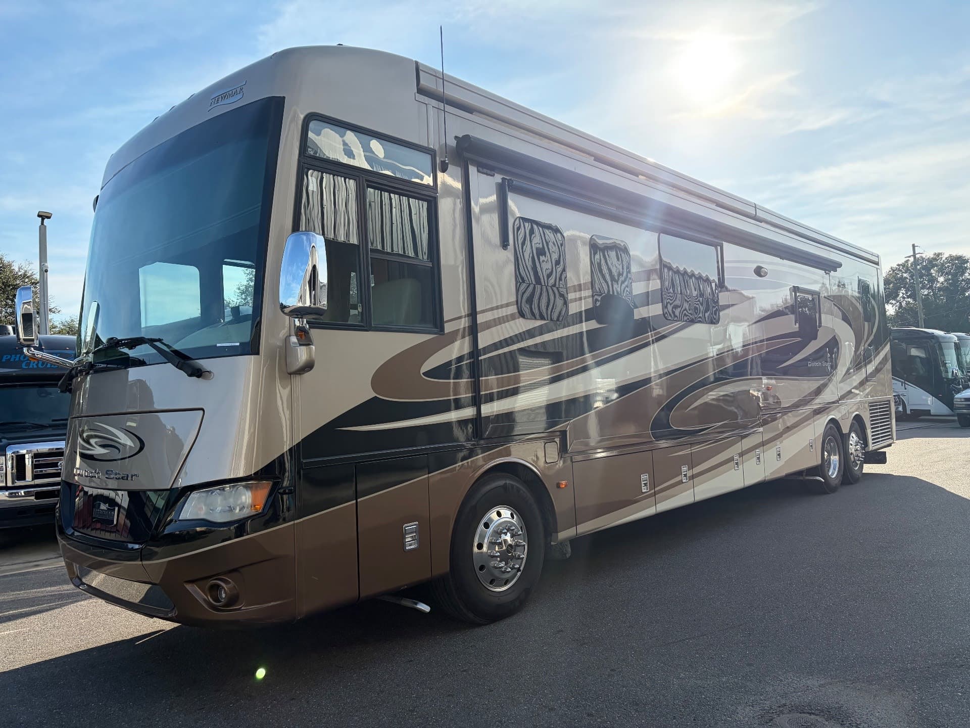 2016 Newmar Dutch Star 4369